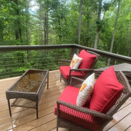 Luxury Cabin at an Affordable Price with Waterfall!