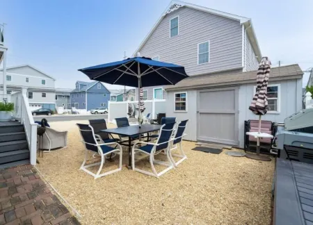 Beautiful Lavallette Home - Perfect for Family and Friends Отели рядом с достопримечательностью «JCPenney»