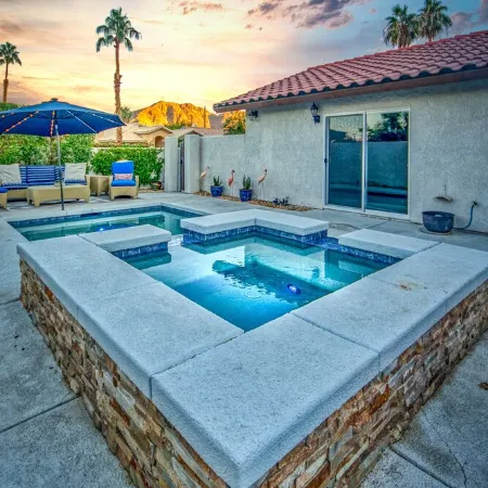 Pool/Spa Private Close to la Quinta Village/Hiking/Golf 3 King Beds #107429