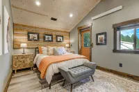 -THE GLEN - 7 Acre Mountain Oasis, 2 Cabins, Spa, Sauna - STUNNING & NEW -