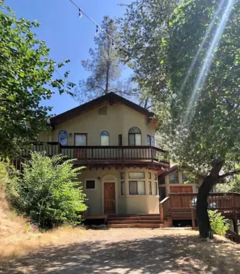 NEW Hunter House Retreat - 10.6 mi from Yosemite<br>