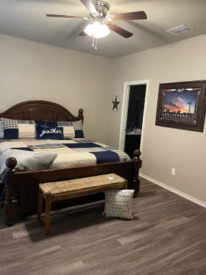 Newly built home . Minutes from Canton !