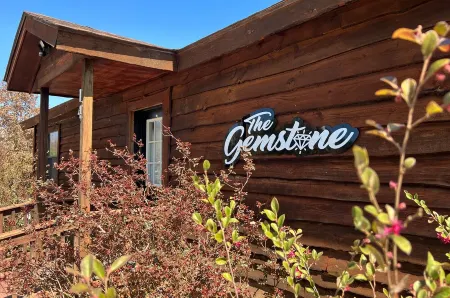 The Gemstone Cabin. Diamond hunters headquarters. Near The Crater of Diamonds