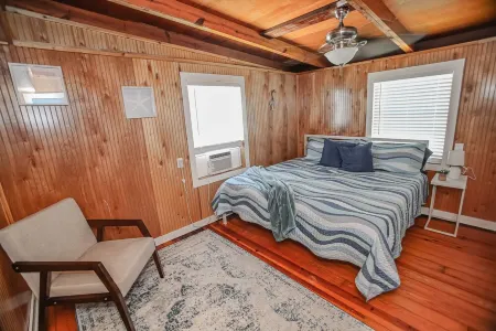 Surfside Getaway for 6