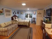 Thelma’s Dawn Getaway! A True No Drama Zone Hotels near Chesapeake Bay Bridge-Tunnel