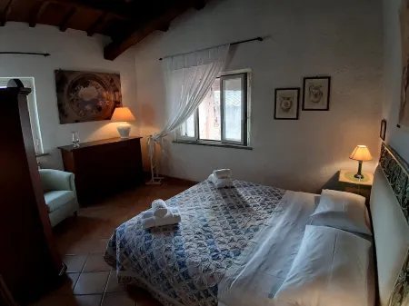 Cozy villa with views of the river, the village of Saturnia and Montemerano.