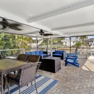 Casa di Amici – Heated Saltwater Pool and Canal Home Near Ami & Much More!
