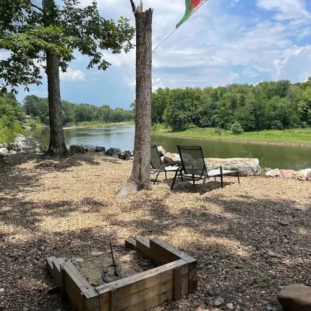 Unwind at this peaceful oasis on the Ouachita River in Caddo Valley.