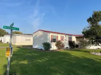 Cozy Mobile Home In Just the Right Place. Hotels in Moorefield