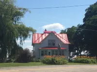 PET FRIENDLY Ranch Living w/ beautiful vistas near local attractions/festivities