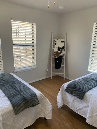 Cozy 2-bedroom apartment on Lake Texoma with AC, WiFi