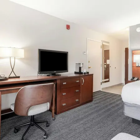 Courtyard Burlington Williston