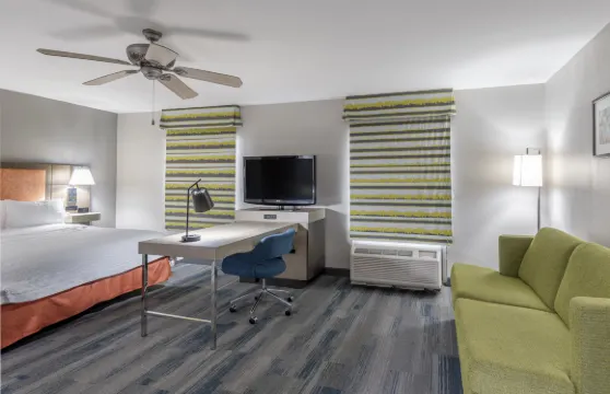 希爾頓歡朋酒店-布朗伍德