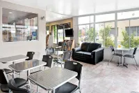 Super 8 by Wyndham Culver