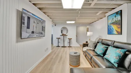 Pet and kid friendly home in Henrietta Отели рядом с достопримечательностью «Технологический институт Рочестер»