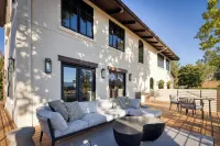 Private Wine Country Retreat - Modern Luxury Estate - 5-Star