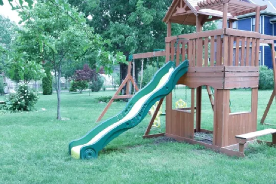 KC Castle DOWNTOWN, 75" TV, 5 STAR, Best FAM home, BEST LOCATION, 20% off 7nts