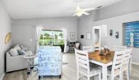 Lakefront Bradenton with Heated Pool, WiFi, Fitness Room, Resort-Style Amenities