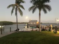 Private Elevated Pool & Deck!