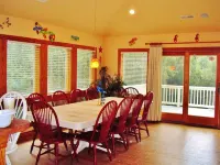 TIKI POOL & SPA, GOLF CART, KAYAK, WATERFALL, FIREPIT EXCELLENT LIGHTHOUSE VIEWS - balcony