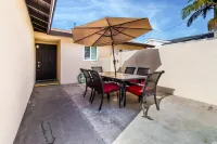 Newly Remodeled House Less than a Mile From the Beach