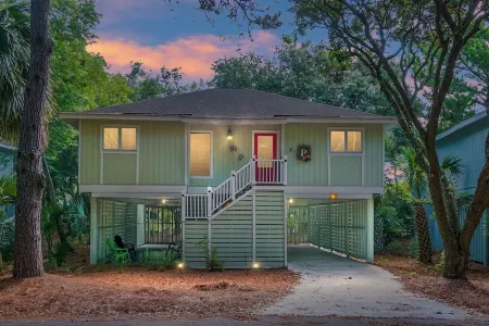 Spectacular Home in Paradise! Centrally Located in Wild Dunes