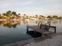 Spectacular 2br/2bth isld apartm