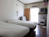 Hill Side Inn Center Club Отели в г. Минамиуонума