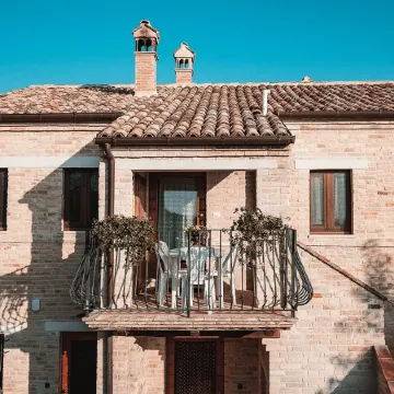 The Cherry Tree, sea view relaxation with pool