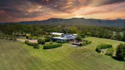 Grapevines Boutique Accommodation Hotels in Pokolbin