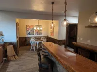 Not Your Typical Mountain Cabin - Must See Sunsets Hotel a Donegal Township