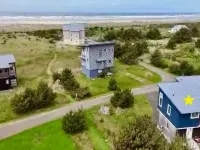 Sunsets, Ocean Views + Beach Path! Hotels in Grayland