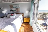 Sandpiper Dunes Unit 301, 58th St, on the Beach, Pool, Fully Renovated