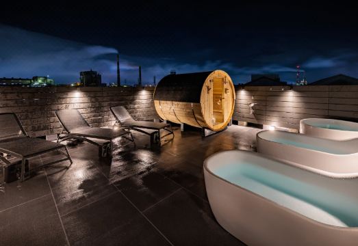 Hotel & Sauna Fujinos