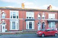 Townhouse @ 272 Walthall Street Crewe Hotels in der Nähe von The Alexandra Stadium