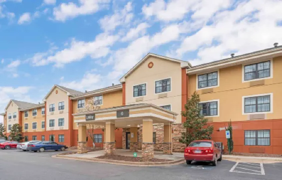 Extended Stay America Suites - Asheville - Tunnel Rd Отели рядом с достопримечательностью «Оверлук Виллидж»