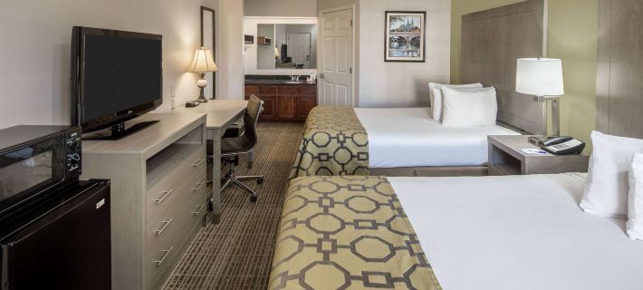 Baymont by Wyndham Cleveland Hotels in Cleveland