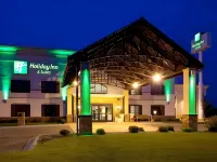 Holiday Inn & Suites Minneapolis - Lakeville Hotels near Marshalls