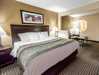 Econo Lodge Inn & Suites Monroe Hotels in Monroe