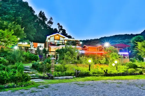 Sambatgol Pension - Guest houses