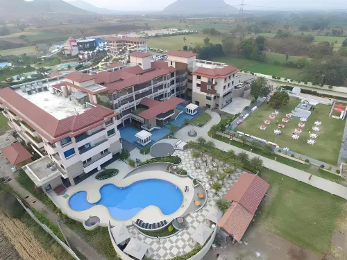 Crescent Spa and Resorts Indore Hotels in Gokanya