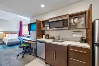 Home2 Suites by Hilton Minneapolis Downtown Hotels in Minneapolis