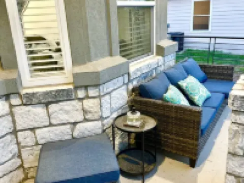 Minutes from Canyon Lake! Custom 3 Bedroom Home W/ Fire Pit. Perfect Location! スプリング・ブランチのホテル