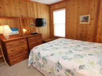 Carolina Sunshine 3 Bedroom 2 Bath Condo Hotels in Corolla