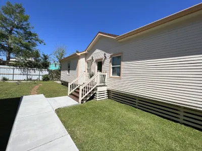 Beautiful newly constructed home in New Orleans! Отели рядом с достопримечательностью «NASA Michoud Assembly Facility»