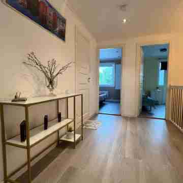 Cozy Urban Single Room Rooms