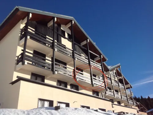 Ideal apartment for 4 people, 100 m from the slopes, close to shops Hotels in Hauteluce