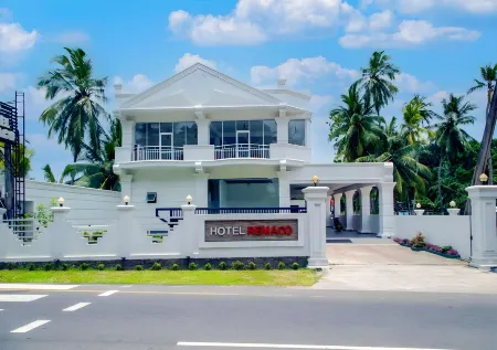 Hotel Remaco Отели в г. Gampaha