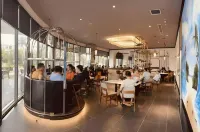 Newcc Hotel and Serviced Apartment Hotel di Tịnh ấn Tây