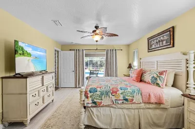 Luxury home with pool, near golfing and minutes to the beach.